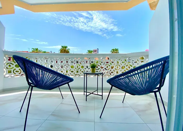 Jade Exclusives In Americas * Playa de las Americas (Tenerife)