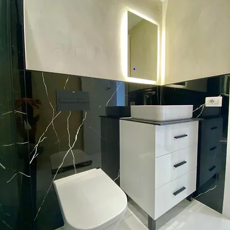 Jade Exclusives In Americas Appartement *