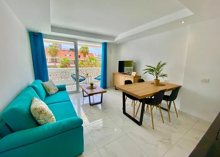 Jade Exclusives In Americas * Playa de las Americas (Tenerife)